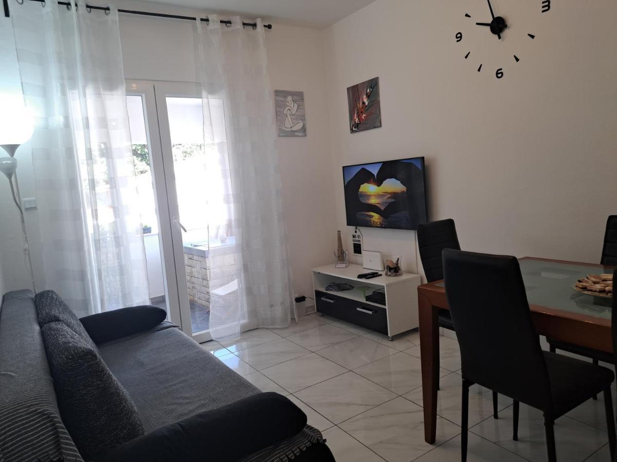 Apartment Lavanda Nova Ражань Экстерьер фото